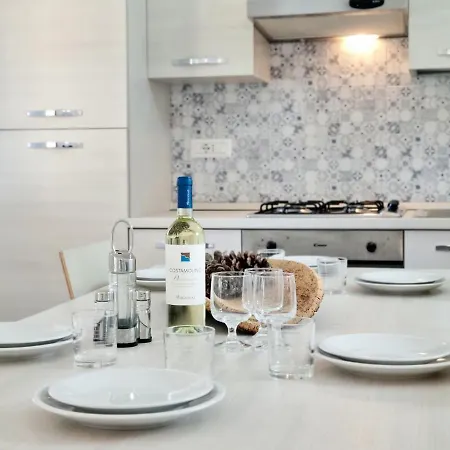 Lejlighed Modern Flat 100m From The Beach *