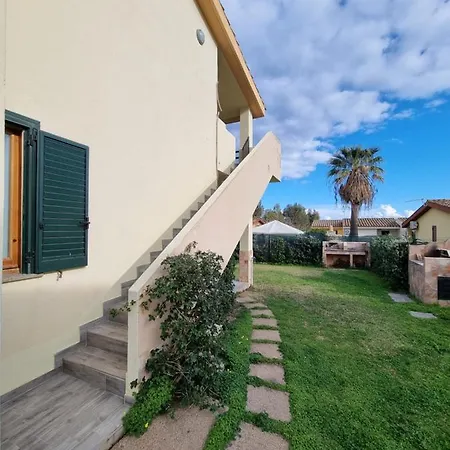 Modern Flat 100m From The Beach