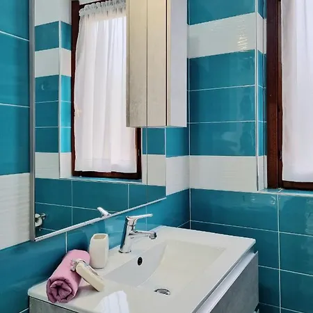 Modern Flat 100m From The Beach Lejlighed *