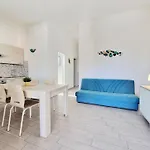 Apartamento Smeralda 2 *
